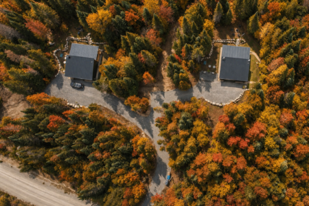 Vue des airs du Chalet à louer Chalets NordiK L'Artika à Lanaudiere, chalet avec spa à Notre-Dame-de-la-Merci.